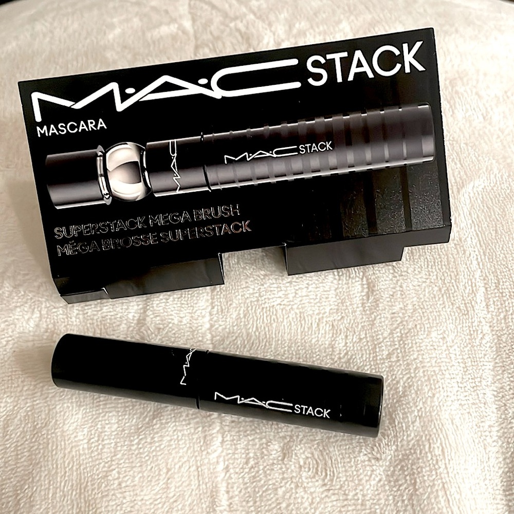MAC Stack Superstack Mega Brush Mascara 0.1 oz 3ml Mini Size